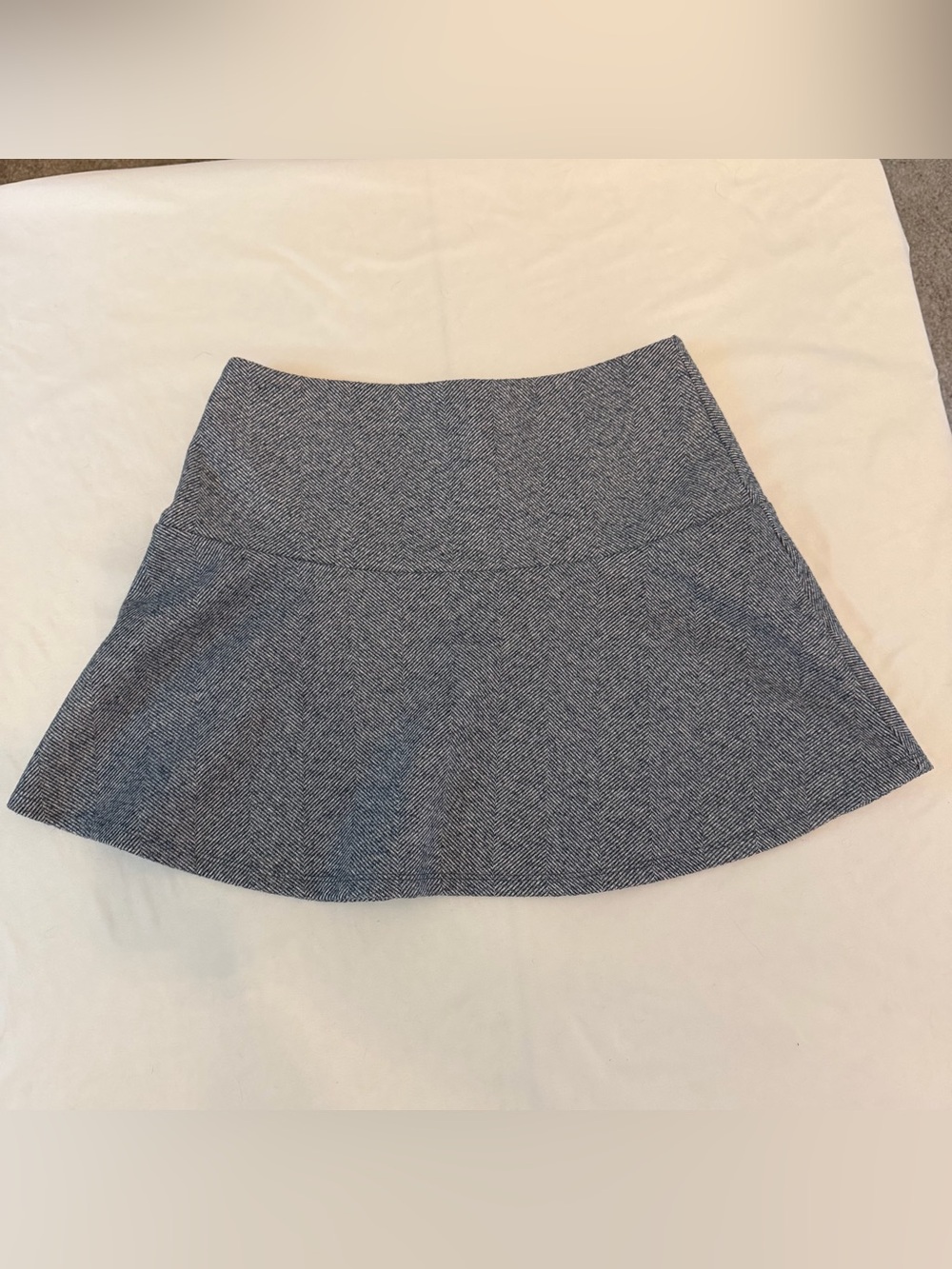 Princess Polly Gray Herringbone Mini A-Line Trendy Skirt Gold Zip Size US 8